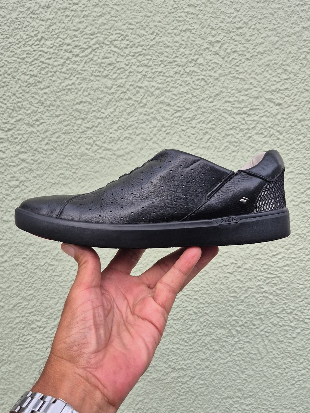 KIZIK (Vietnam) Ladies Black 'MIAMI' Slip-On "HANDS-FREE" Casual Sneakers - Picture 7 of 17